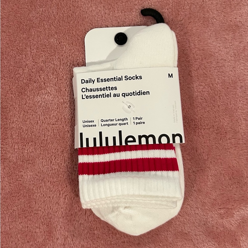lululemon Daily Essential Socks - Picture 4 of 5